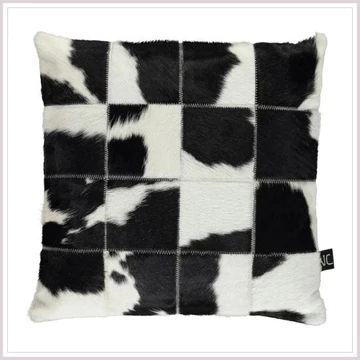 COW szőrmepárna - balck & white