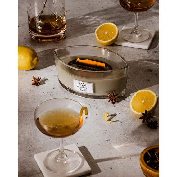 WOODWICK illatgyertya Fireside hajó